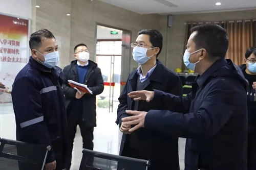宜都市委副書記、市長李澤剛到楚星公司慰問市拔尖人才(圖1)