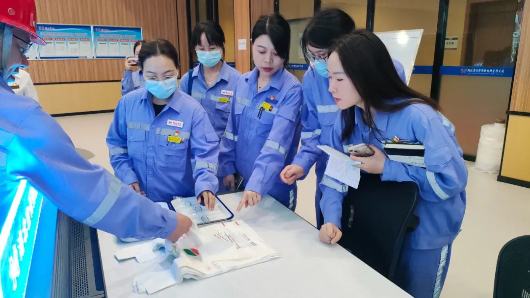 參觀新項(xiàng)目感受新變化更添新干勁！股份公司組織青年職工交流座談
