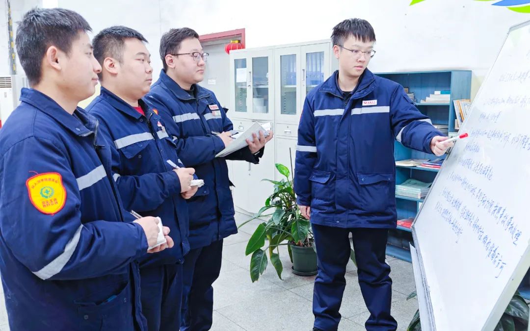新疆宜化熱電分廠發(fā)電三班：夯實班組基礎，推進自主管理(圖3)