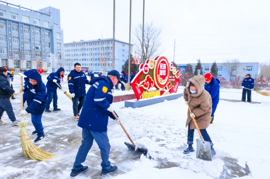 內(nèi)蒙宜化：迎風(fēng)戰(zhàn)雪保安全，勠力同心促生產(chǎn)(圖2)