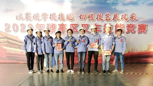 宜昌市猇亭區(qū)總工會組織叉車技能競賽，股份公司多名選手獲得榮譽