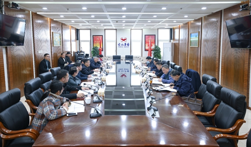 宜昌市國資委黨委書記、主任黃智華一行到宜化集團(tuán)調(diào)研