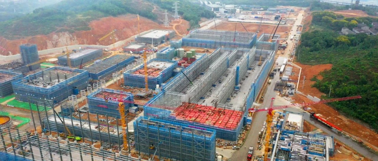 化機公司黨委書記、董事長、總經(jīng)理楊中澤到項目現(xiàn)場檢查工作